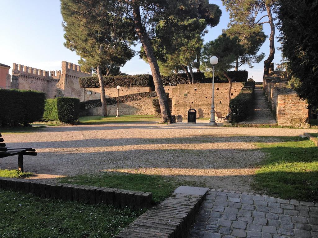Astoria Hotel Pesaro Exterior photo